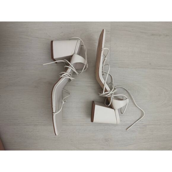 RAYE Voyage Heel in Bone White - Picture 5 of 11